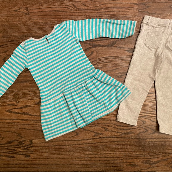 Size 4 Little Girl Outfit With Adjustable Sleeves - Picture 2 of 3